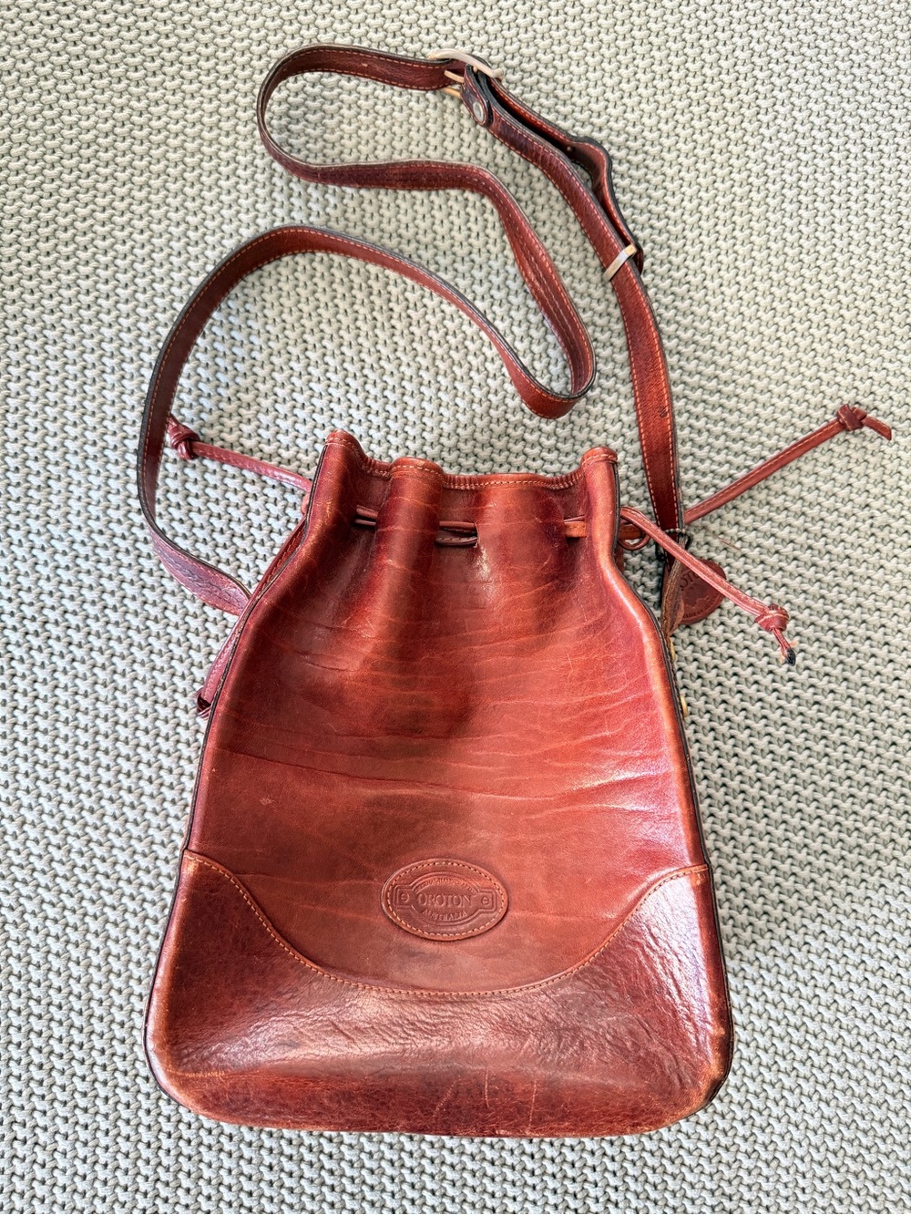 Vintage OROTON Australia Drawstring Bucket Bag Satchel Brown Leather Purse